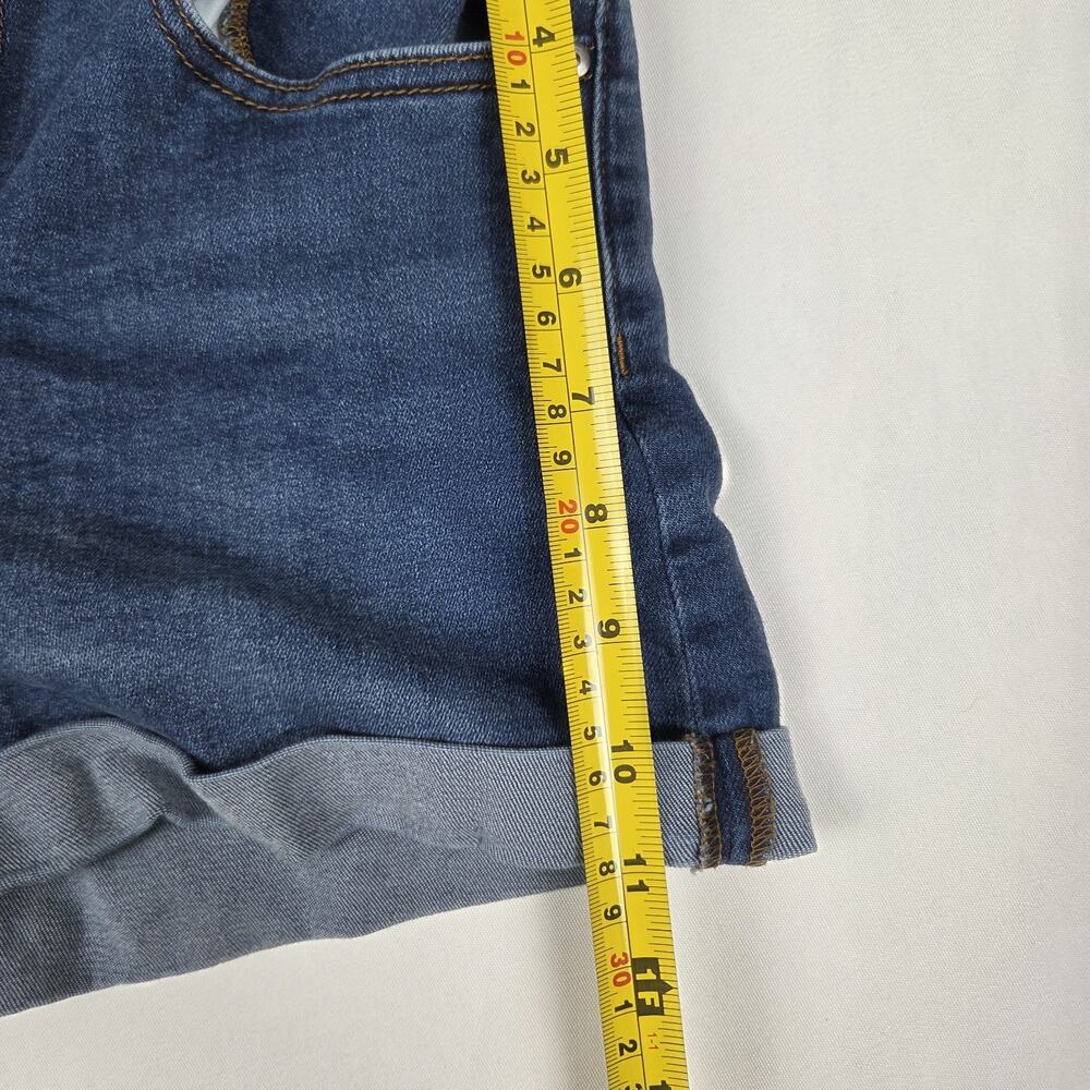 Forever 21 Size 27 Cuffed Denim‎ Jean Shorts - Picture 6 of 9